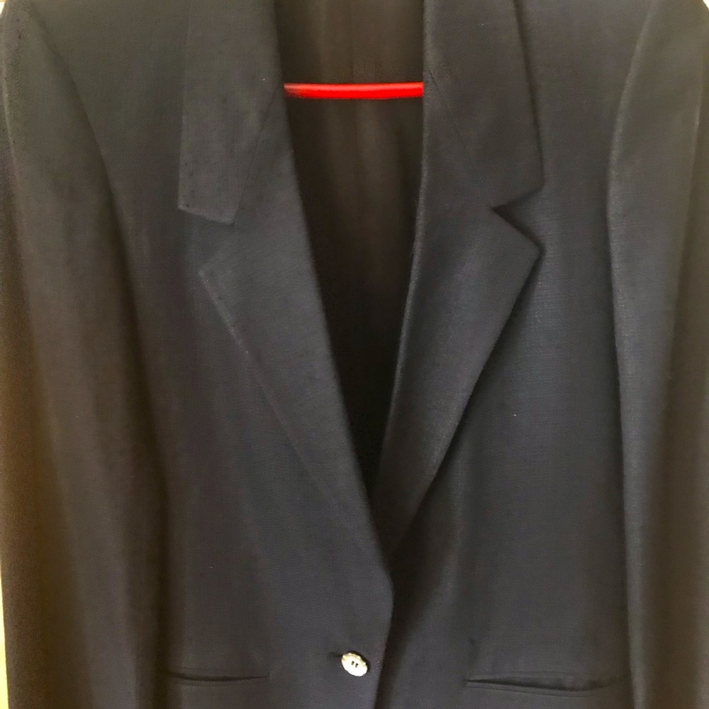 Joseph A Banks woman’s navy linen blazer